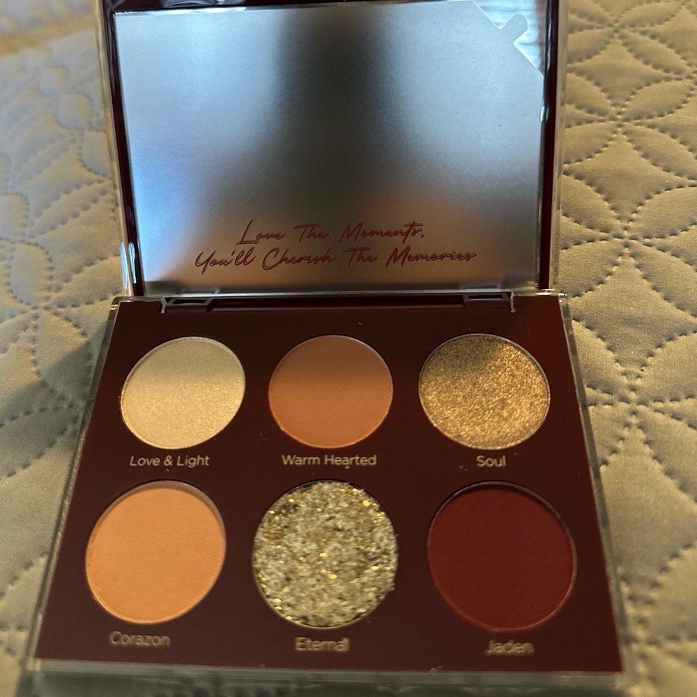 Dominique Cosmetics Cherish 6- Pan Eyeshadow Palette